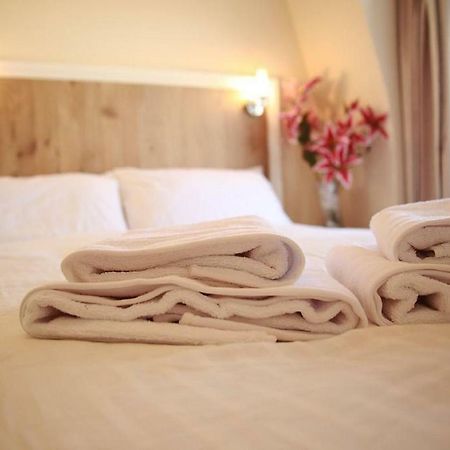 Acton Hill Hotel Ealing Dış mekan fotoğraf
