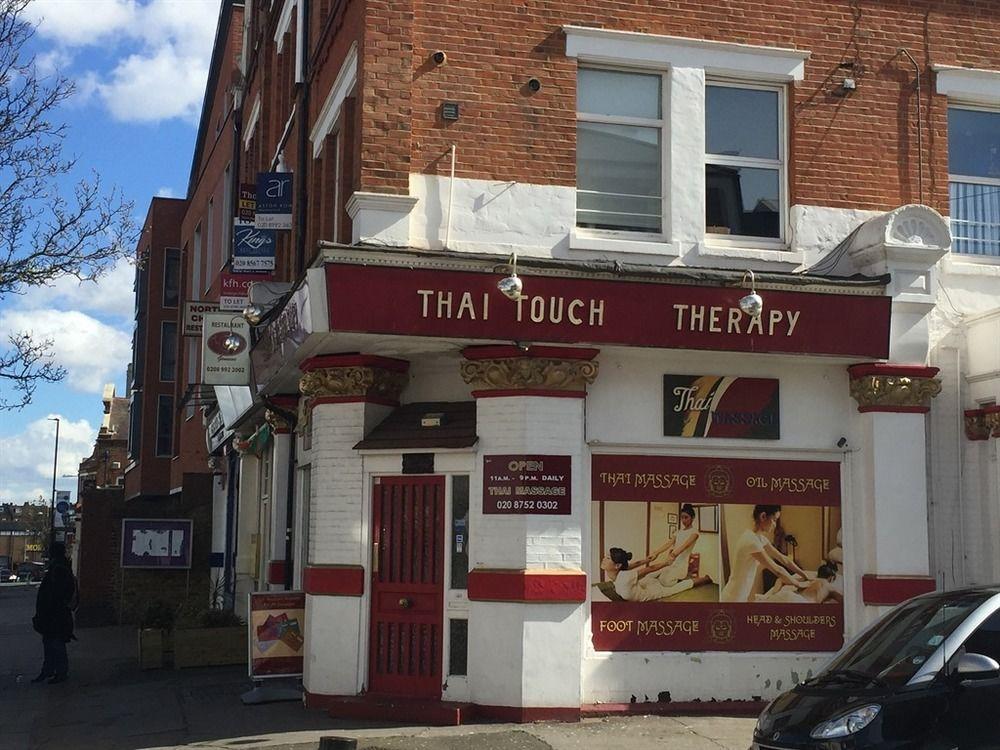 Acton Hill Hotel Ealing Dış mekan fotoğraf