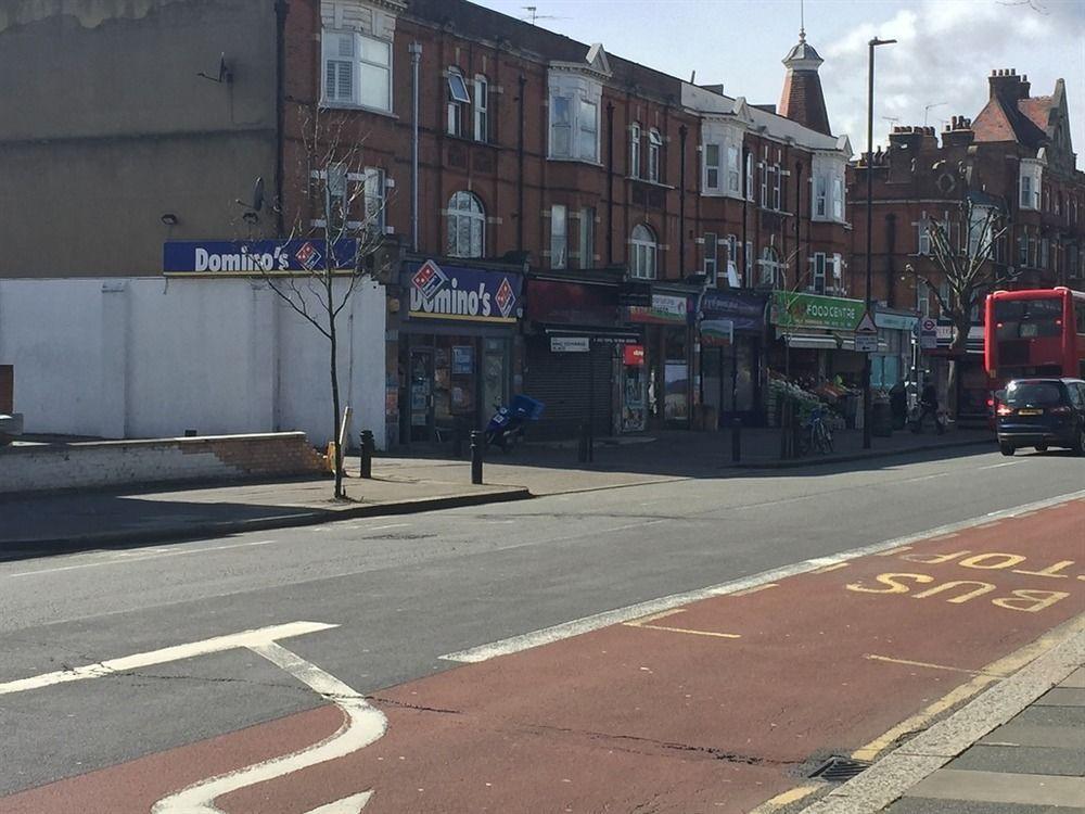 Acton Hill Hotel Ealing Dış mekan fotoğraf