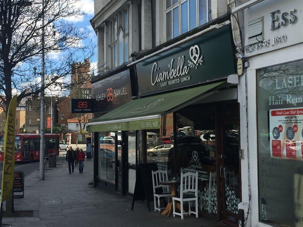 Acton Hill Hotel Ealing Dış mekan fotoğraf