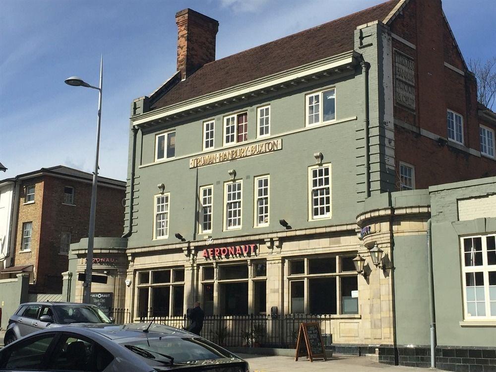 Acton Hill Hotel Ealing Dış mekan fotoğraf