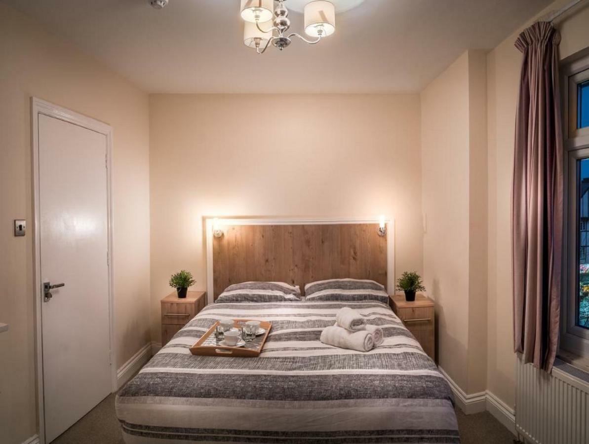 Acton Hill Hotel Ealing Dış mekan fotoğraf
