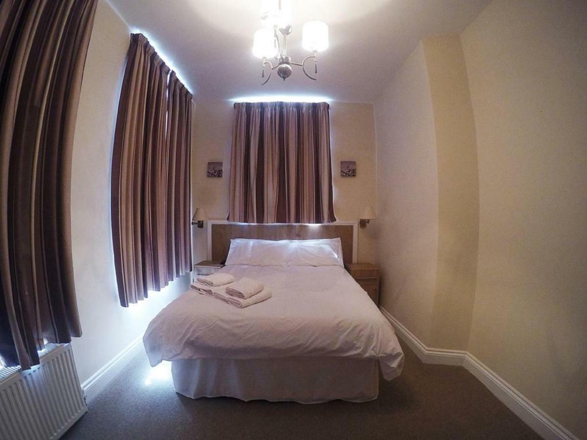 Acton Hill Hotel Ealing Dış mekan fotoğraf