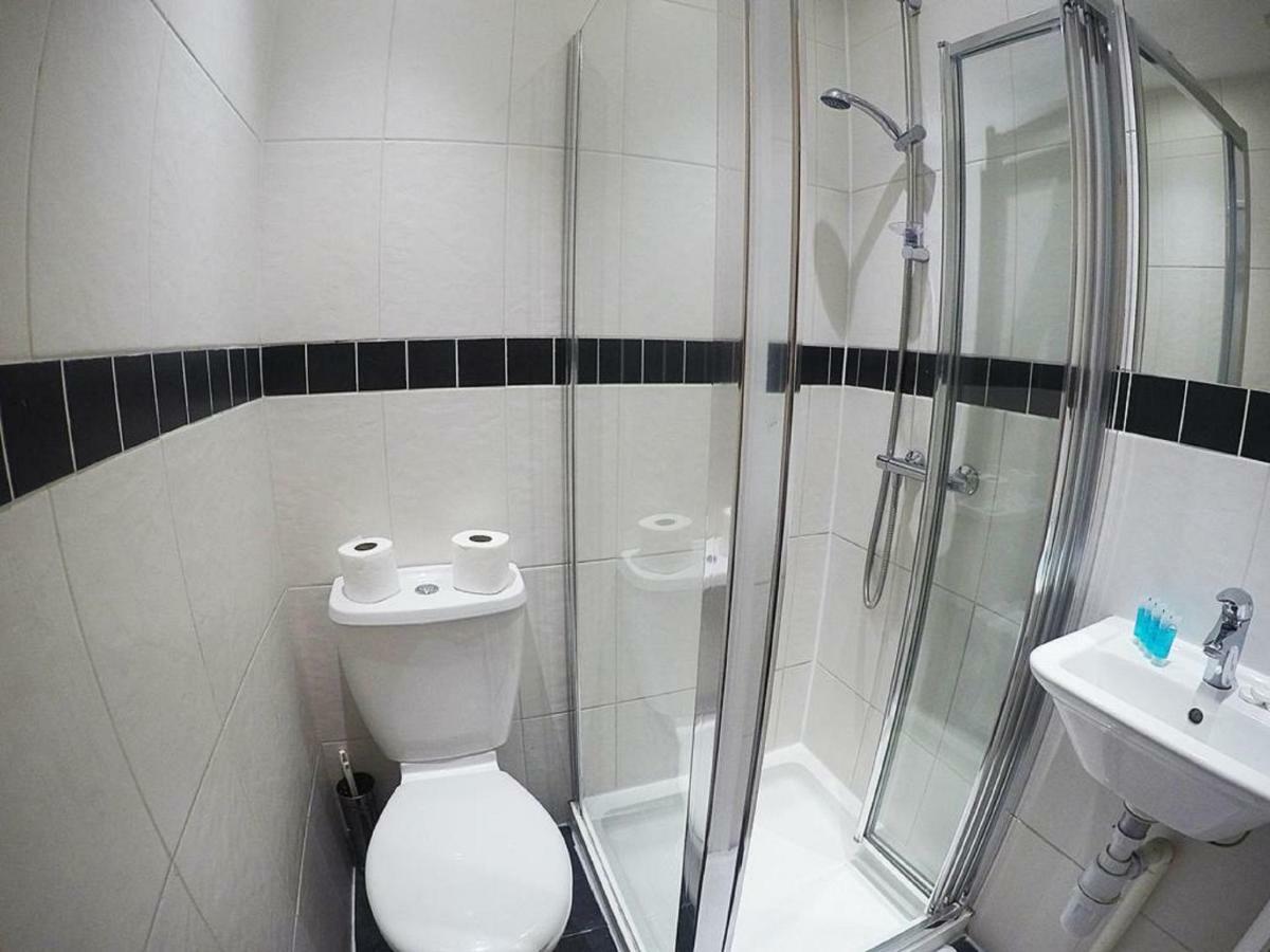 Acton Hill Hotel Ealing Dış mekan fotoğraf