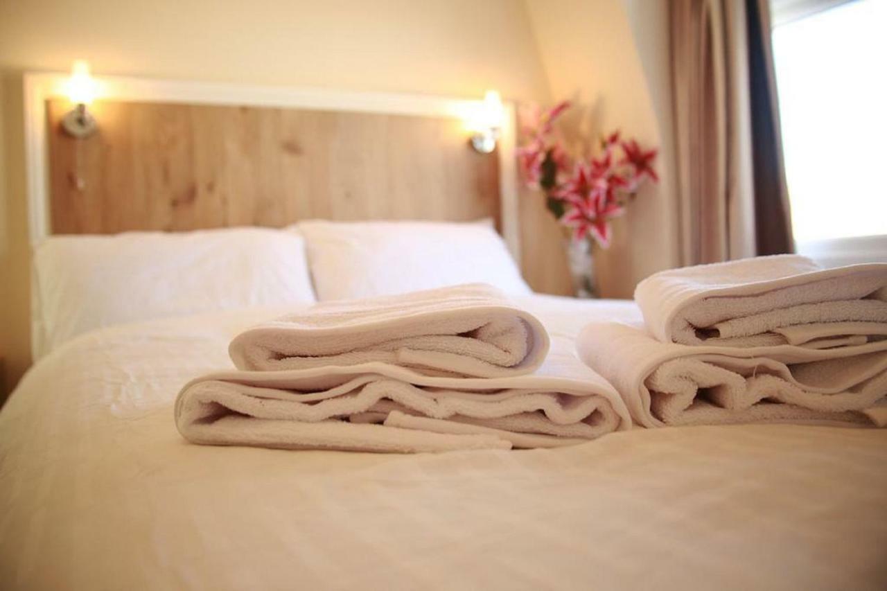 Acton Hill Hotel Ealing Dış mekan fotoğraf
